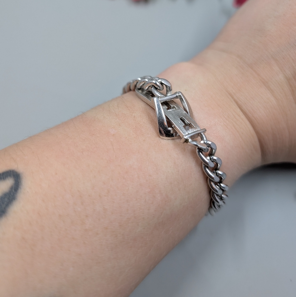 Avon Silver Chain Belt Buckle Design Vintage Bracelet